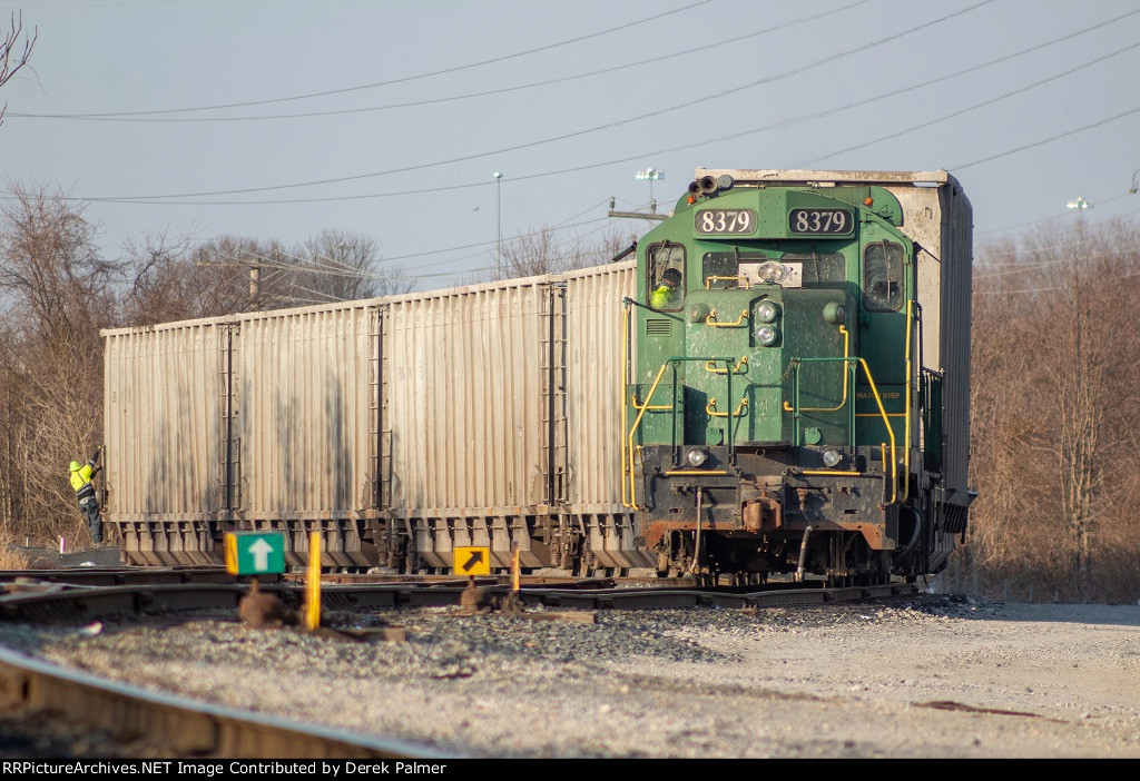 Waste Management 8379 at the Interchange